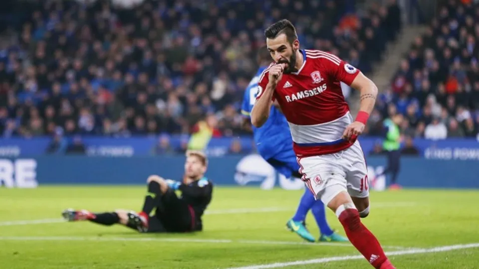 Negredo tesislerden ayrıldı