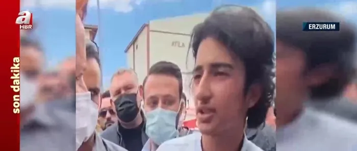 İYİ Parti’den bir tiyatro daha! Meral Akşener’e dert yanan genç bakın kim çıktı! Babası A Haber’e konuştu