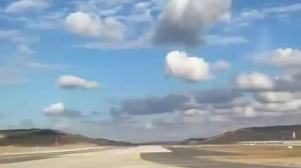 Bakan Uraloğlu 4. pistten uçtu