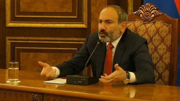 saka-degil-gercek-nikol-pasinyanin-azerbaycan-istihbaratiyla-calistigi-ortaya-cikti-1605549414768.jpg Şaka değil gerçek: Nikol Paşinyan'ın Azerbaycan istihbaratıyla çalıştığı ortaya çıktı - 7