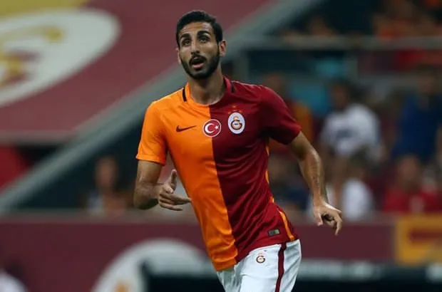 Galatasaray’ın yıldızı resmen gitti!