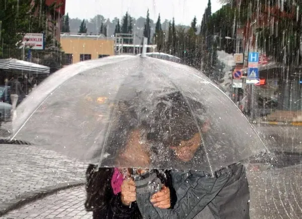 1660030778806.jpg Meteoroloji 5 günlük hava durumu raporunu yayınladı! İstanbul başta olmak üzere birçok ile sağanak geliyor | O illerde yaşayanlar dikkat - 1