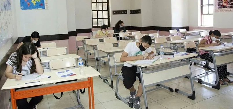 MEB son dakika: Okulların açılış tarihi ertelendi mi? 2021-2022 okullarda yüz yüze eğitim olacak mı? Son gelişmeler...