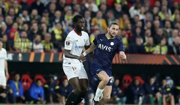 Fenerbahçe-Sevilla maçı ne zaman, saat kaçta? FB-Sevilla UEFA Avrupa Ligi maçı hangi kanalda, şifresiz mi?