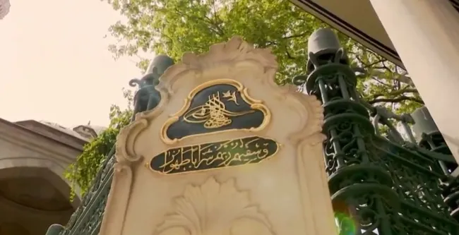 İstanbul’daki sahabe Ebu Eyyub El Ensari! Türbesi dolup taştı