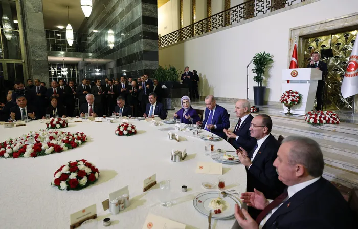 baskan-erdogan-savas-yerine-sulhu-savunuyoruz-1772560118559.jpg fotoğraf (AA)