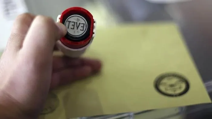 yskda-31-martla-ilgili-olagan-itiraz-sureci-tamamlandi-81-itiraz-hakkinda-karar-cikti-secimlerde-en-cok-hangi-1712759065999.jpeg YSK'da 31 Mart'la ilgili olağan itiraz süreci tamamlandı! 81 itiraz hakkında karar çıktı | Seçimlerde en çok hangi parti itiraz etti? - 6