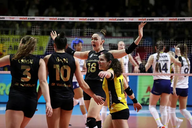 vakifbank-fenerbahce-opet-maci-canli-izle-2022-voleybol-sultanlar-ligi-final-maci-hangi-kanalda-ne-zaman-saat-1652366807811.jpg VakıfBank Fenerbahçe Opet maçı canlı izle: 2022 Voleybol Sultanlar Ligi final maçı hangi kanalda, ne zaman, saat kaçta? - 1