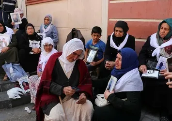 HDP önündeki eylemde aile sayısı 31 oldu