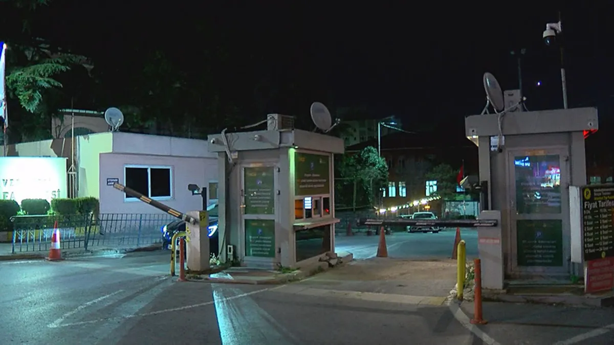 Fatih'te gıda zehirlenmesi şüphesi! 2 kardeş hastaneye kaldırıldı