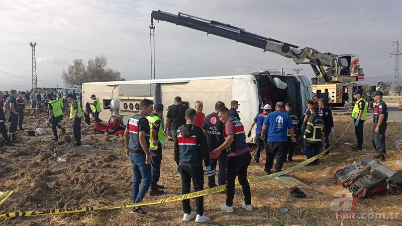 Amasya'da yolcu otobüsü devrildi! Çok sayıda ölü ve yaralı var! İşte olay yerinden ilk görüntüler 18