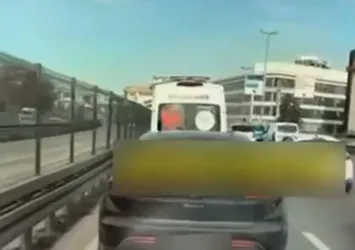 Ambulansa yol vermeyen maganda yakalandı
