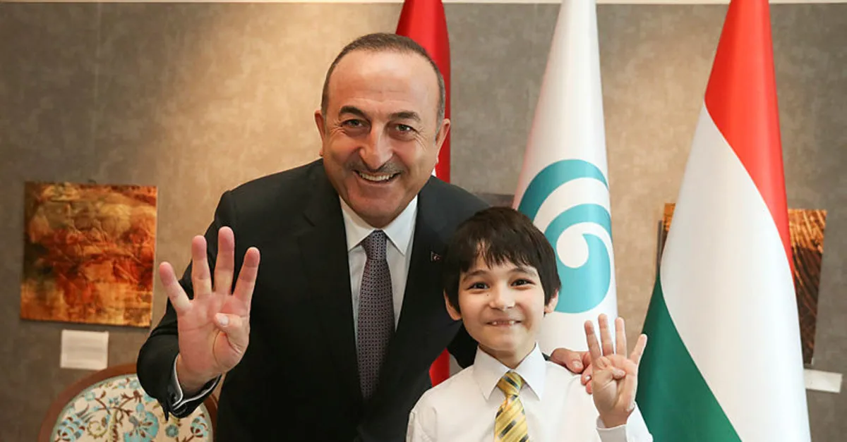 15 Temmuz'da mağdur olan Japon çocuk "Ceddin Deden'' marşını söyledi