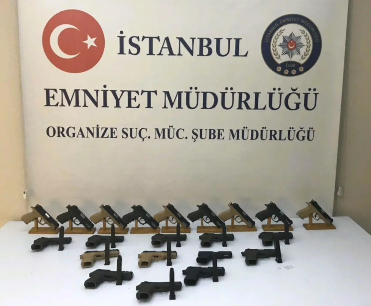 İstanbul'da silah operasyonu! Polis tek tek yakaladı