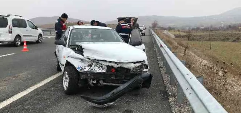 Elazığ’da trafik kazası: 4'ü çocuk 7 yaralı