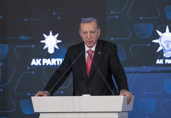 Son dakika: Başkan Erdoğan'dan AK Parti Mobil Uygulama Tanıtım Toplantısı'nda önemli açıklamalar! 6'lı masaya sert tepki - 2