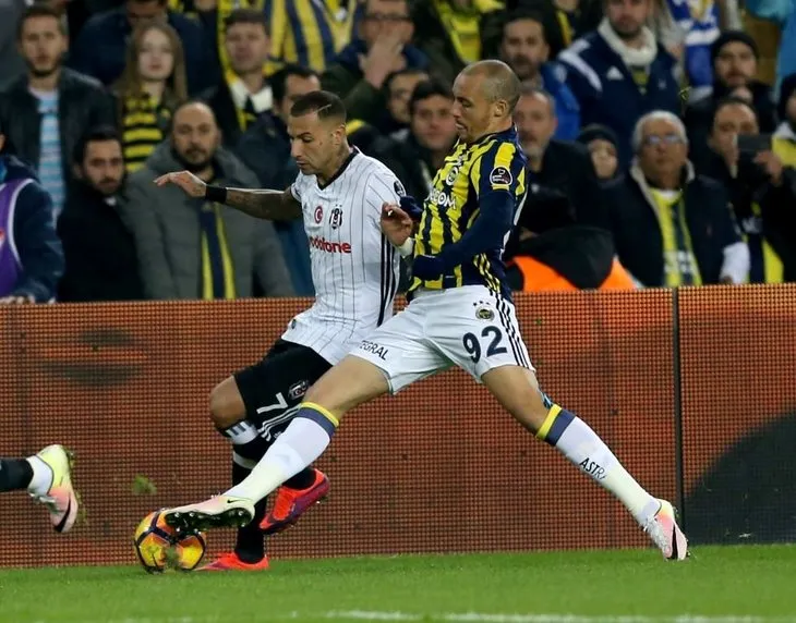 Fenerbahçe - Beşiktaş derbisinden kareler