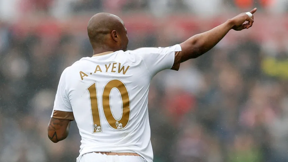 Andre Ayew Beşiktaş için geliyor