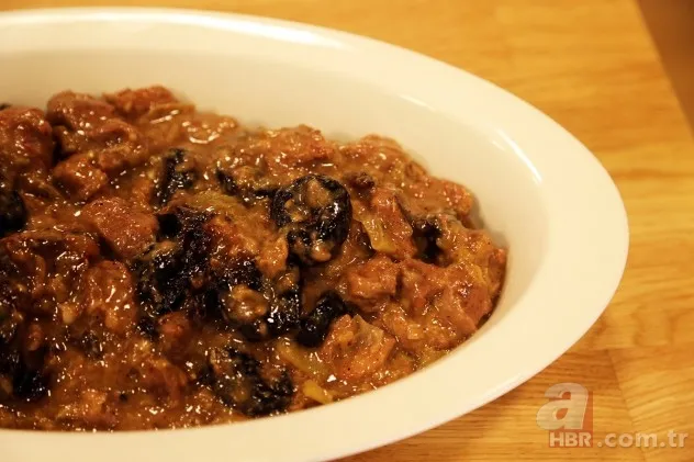 Kuru erikli et yemeği nasıl yapılır? Kuru erikli et tarifi 4