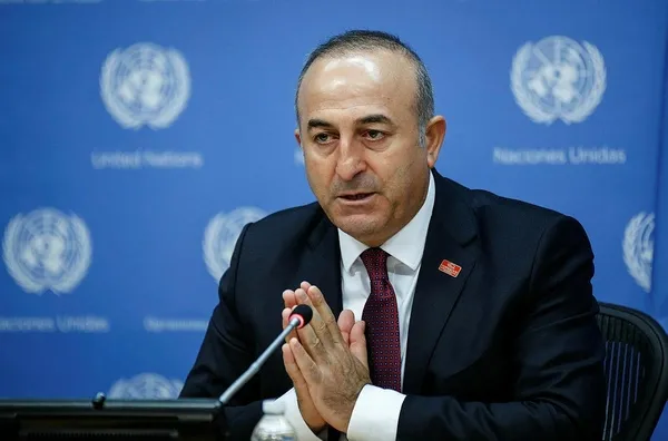 1680491901260.jpeg Dışişleri Bakanı Mevlüt Çavuşoğlu New York'ta gazetecilere konuştu: PKK'ya helikopteri kim verdi? - 7