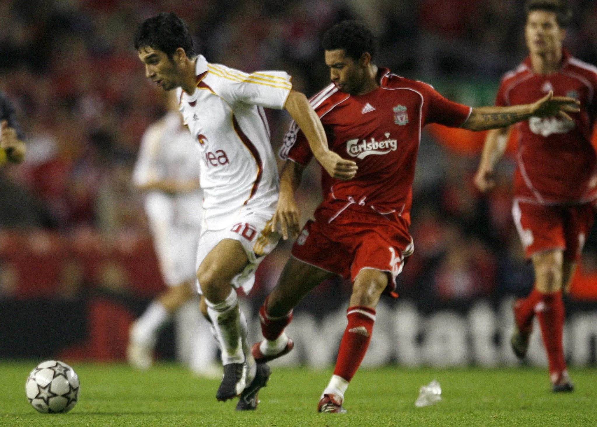 Devler Ligi'nde nefesler tutuldu! Aslan İngiliz devini gözüne kesti! İşte tüm notlar...