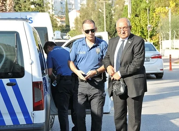 Özel halk otobüsü şoföründen gaziye büyük ayıp: 'Gazi kartı geçmez' diyerek otobüsten indirdi - 2