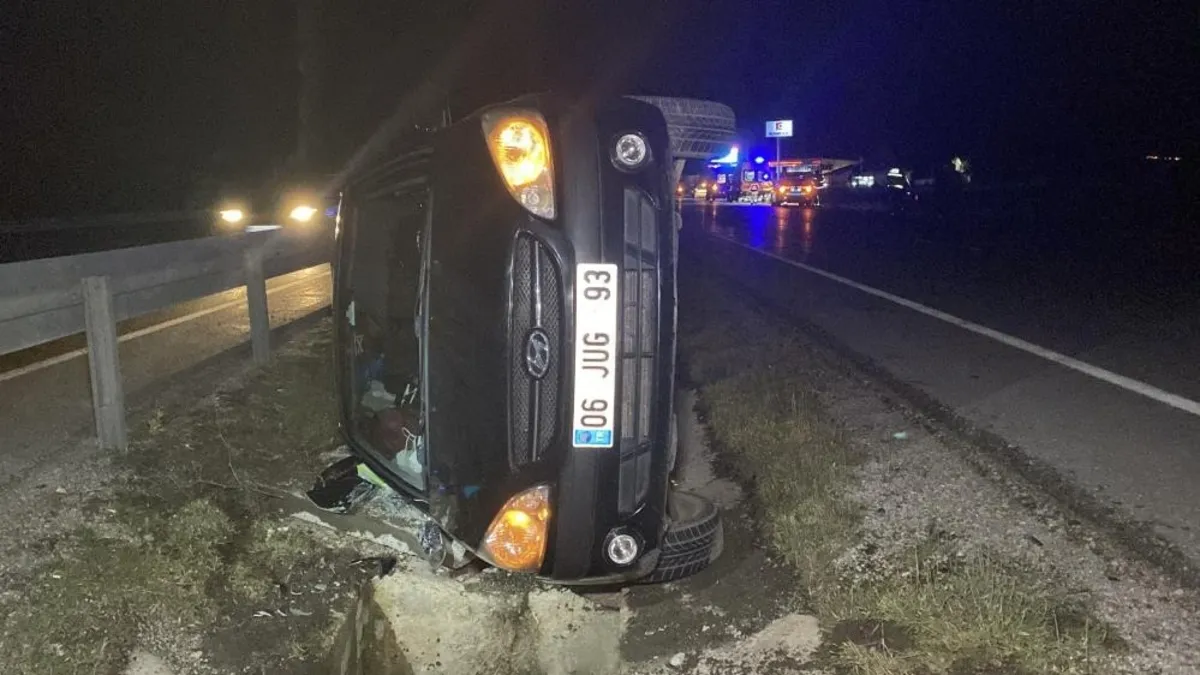 Çorum'da otomobil takla attı: 1’i bebek 3 yaralı