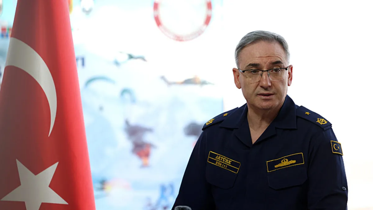 MSB'den "ihraç edilen teğmenler" açıklaması: "Mustafa Kemal’in askeriyiz" dedikleri için cezalandırıldıkları söylemi iftira