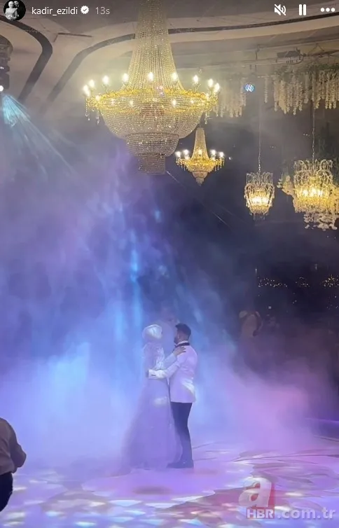 Kadir Ezildi düğün gibi nişan yaptı! Kayınvalide bir tepsi altın taktı 7