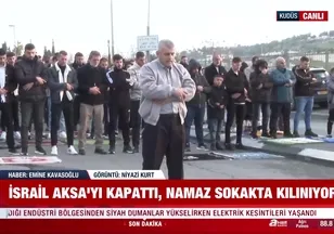 Mescid-i Aksa'ya bayamda kilit vuruldu