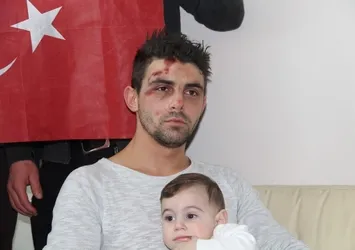 "Hollanda polisi bize köpeklerle saldırdı"
