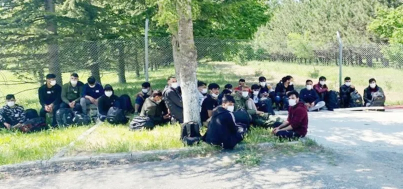 Kırklareli'nde 13 düzensiz göçmen yakalandı
