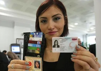 Yeni kimlik kartlarına yoğun başvuru