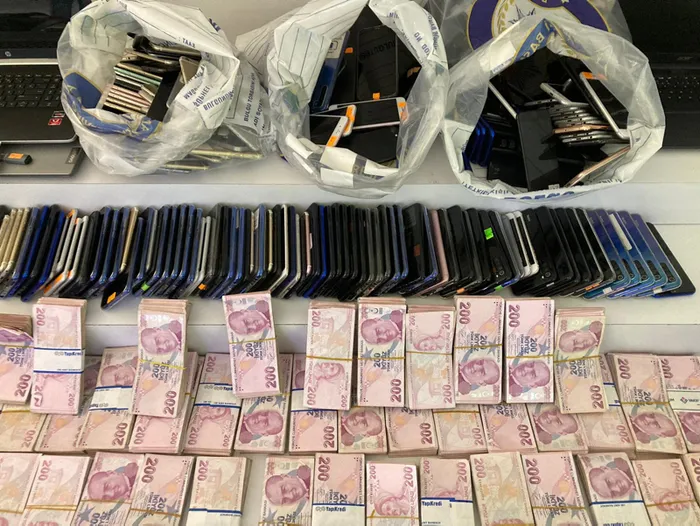 Son dakika: Silivri’de kripto para çetesine operasyon: 119 Çinli gözaltında! 9 ayrı villada 101 kişiyi zorla çalıştırmışlar