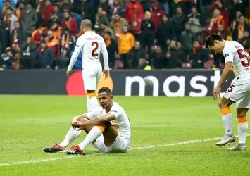 Galatasaray'da yaprak dökümü!