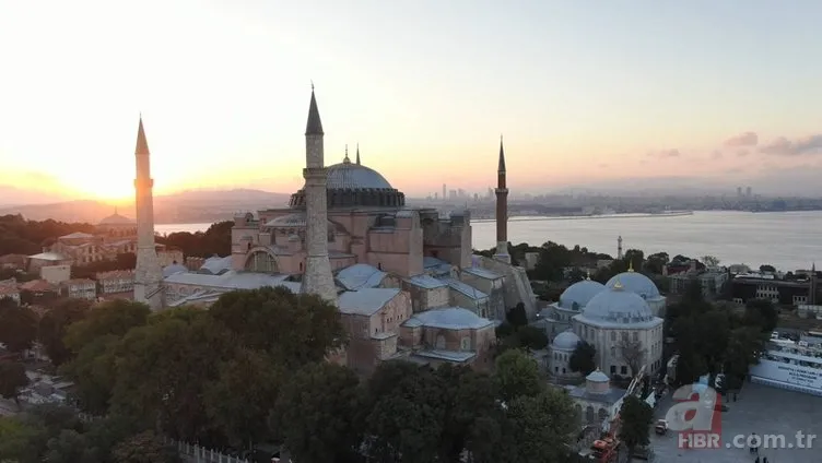 Ayasofya Camii heyecanı sabah kadar uyutmadı! Binlerce kişi toplandı 17