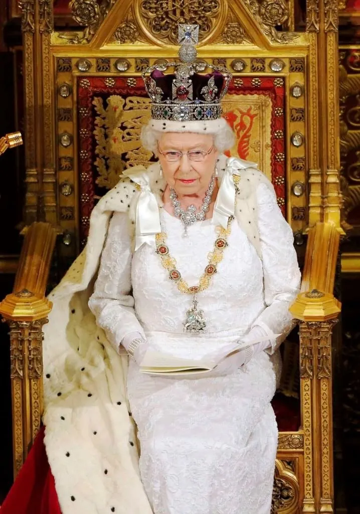 İngiltere Kraliçesi 2’nci Elizabeth 65 yıldır tahtta
