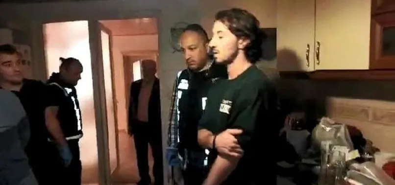 Bursa’da bir şahıs evinde sera sistemiyle uyuşturucu üretirken yakalandı