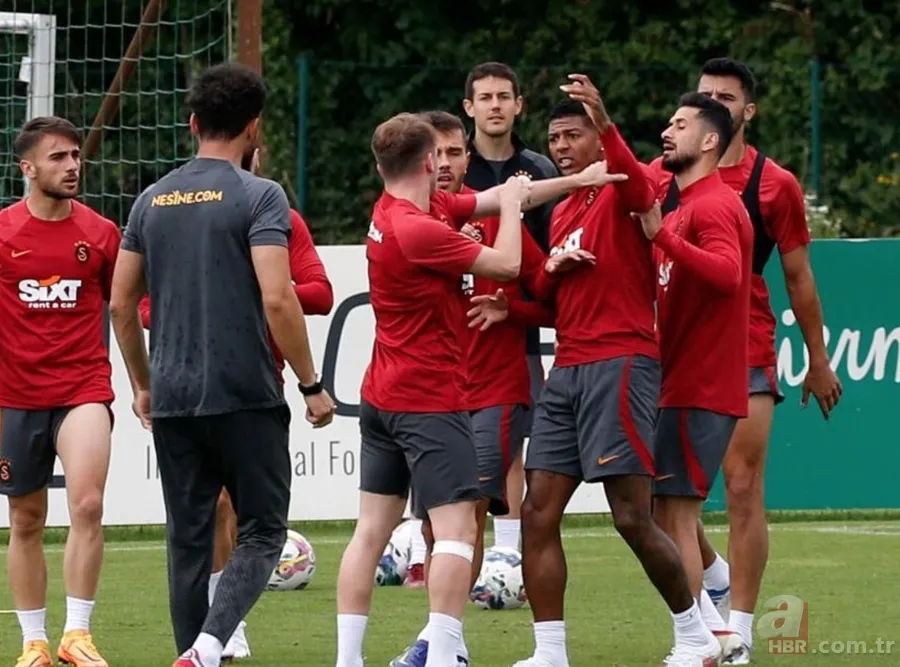 Galatasaray'da ikinci kavga şoku! Kerem Aktürkoğlu ile Patrick van Aanholt tekme tokat birbirine girdi 1