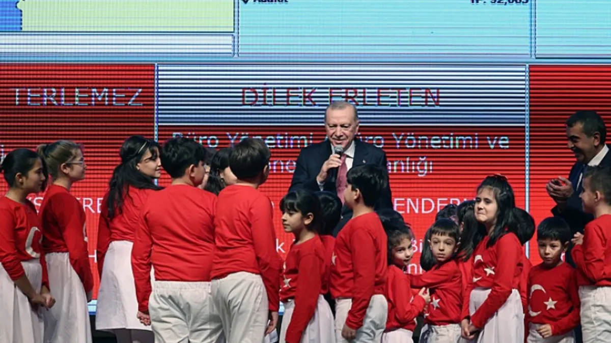 15 bin öğretmen ataması yapıldı! Başkan Erdoğan'dan "hayırlı olsun" mesajı