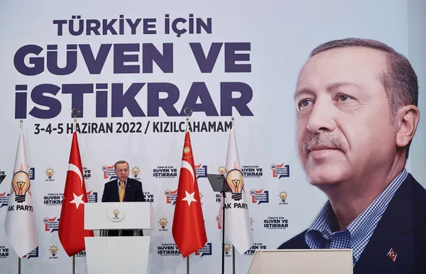 Son dakika: AK Parti Kızılcahamam’da kampa girdi! Programın açılış konuşması Başkan Erdoğan’dan! İşte parola: Rahat ol Türkiye emin ellerdesin
