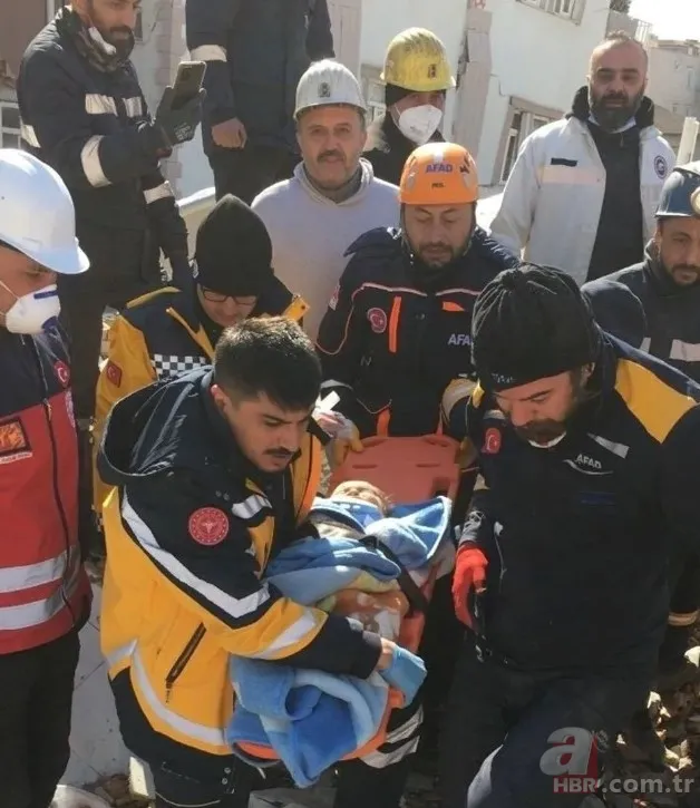 Kahramanmaraş depremin mucize bebekleri! Yeniden doğdular 5