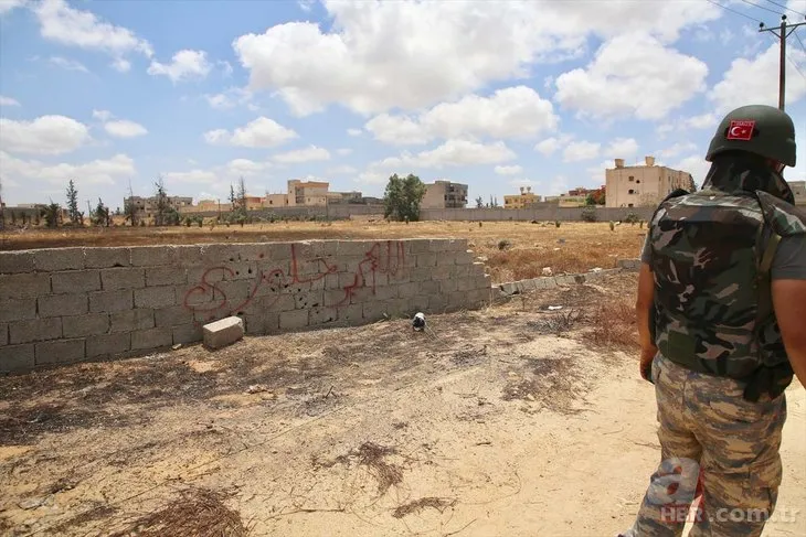 Türk kuvvetleri Libya’da Hafter milislerinin tuzakladığı patlayıcıları temizledi! O anlar böyle görüntülendi...