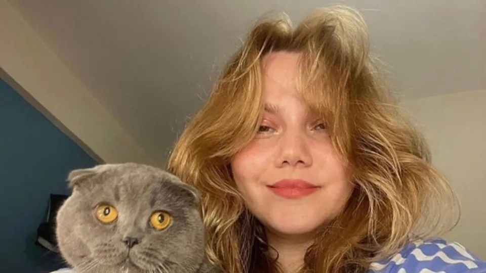 Ünlü Youtuber Merve Veziroğlu hastaneden fotoğraf paylaştı! Eşi 32 yerinden bıçaklamıştı! İşte ilk sözleri