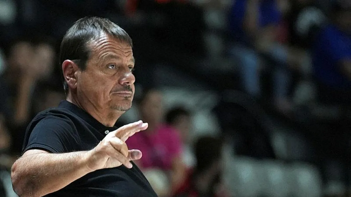 Ergin Ataman Yunanistan'da yılın başantrenörü seçildi