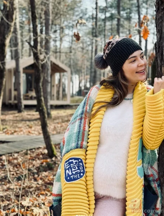 Kuruluş Osman'ın Malhun Hatun'u Yıldız Çağrı Atiksoy karnı burnunda halini paylaştı! Berk Oktay'ın eşine rol arkadaşı Özge Törer... 6