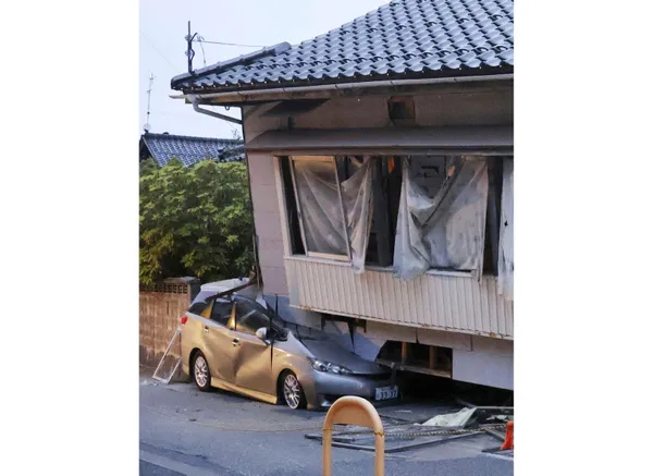 Japonya’nın batısında 6,5 büyüklüğünde deprem!