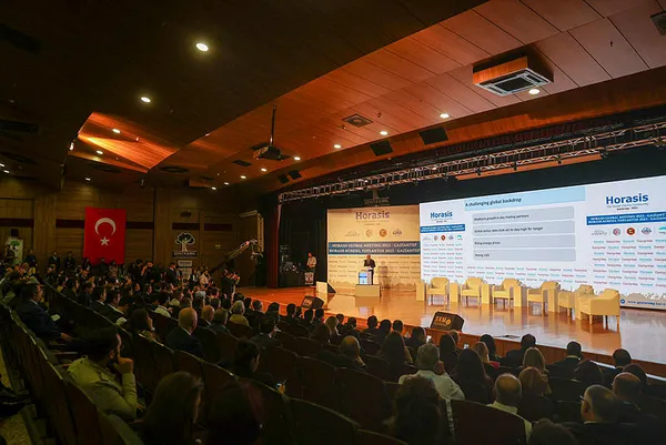 hazine-ve-maliye-bakani-simsek-horasis-global-toplantisinda-konustu-1697978843816.jpg Hazine ve Maliye Bakanı Şimşek HORASIS Global Toplantısı'nda konuştu: Önümüzdeki dönemde... - 2