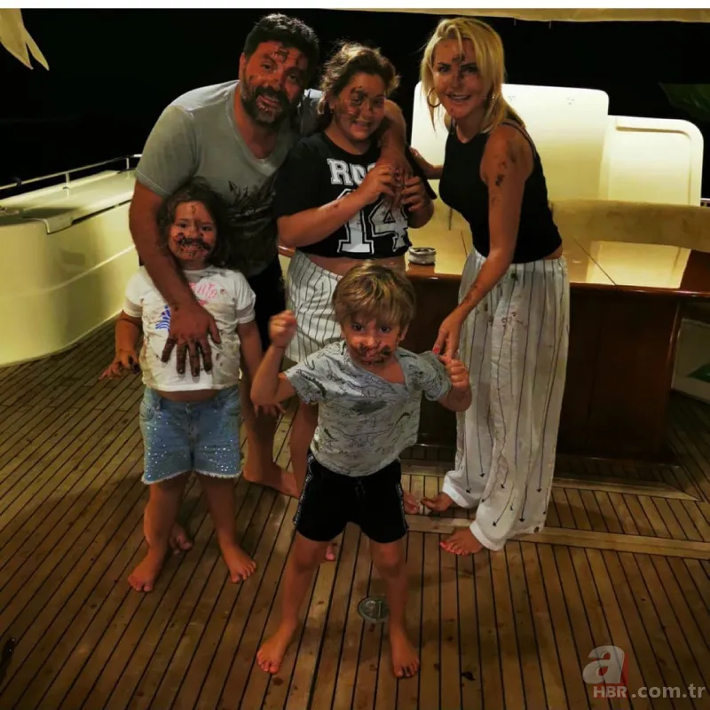 Şafak Mahmutyazıcıoğlu’nun ölümü sonrası Ece Erken’den ilk paylaşım geldi! O geceyi anlattı: Kanı yerde kalmasın 10