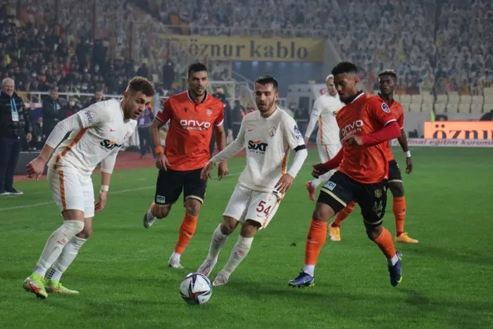 Yorgun Aslan! Yeni Malatya 0-0 Galatasaray maç sonucu ÖZET - Süper Lig 14. hafta puan durumu